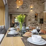 Canny Grouse Barn *