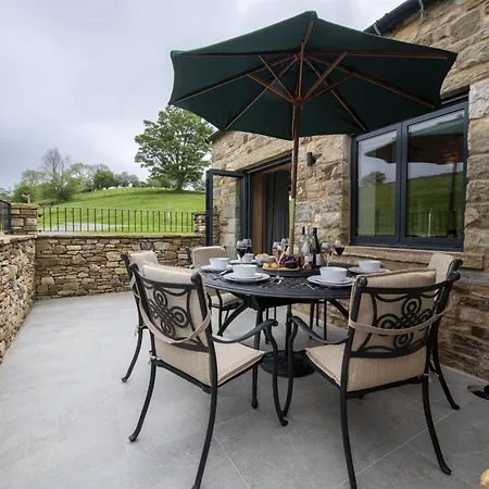 بيت للعطل Canny Grouse Barn