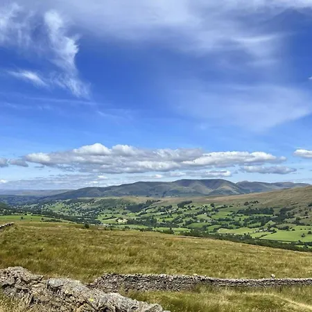 Canny Grouse Barn * Kirkby Stephen