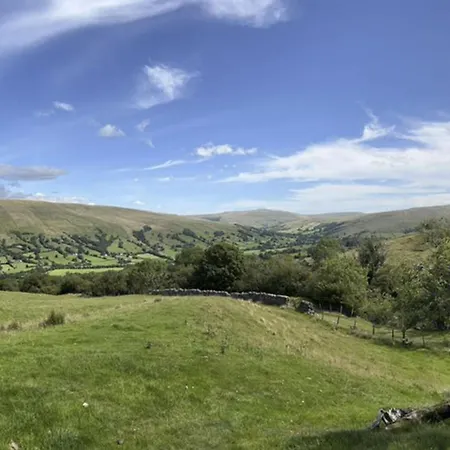 Canny Grouse Barn